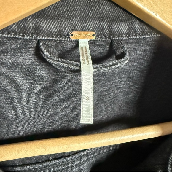 Free People Rumors Dark Denim Jean Jacket - Picture 4 of 10